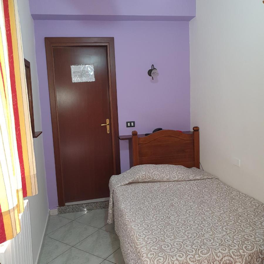 Hotel Caribe Casalnuovo Di Napoli Extérieur photo