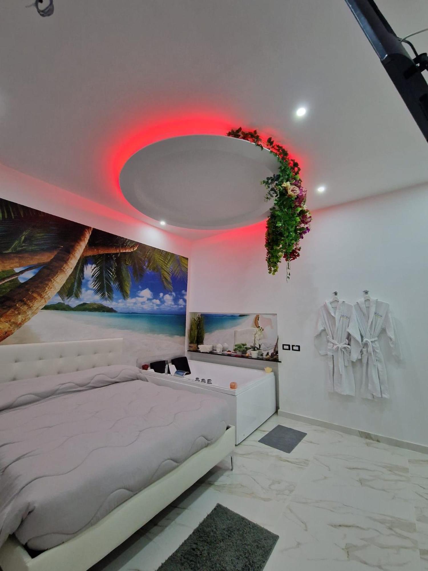 Hotel Caribe Casalnuovo Di Napoli Extérieur photo