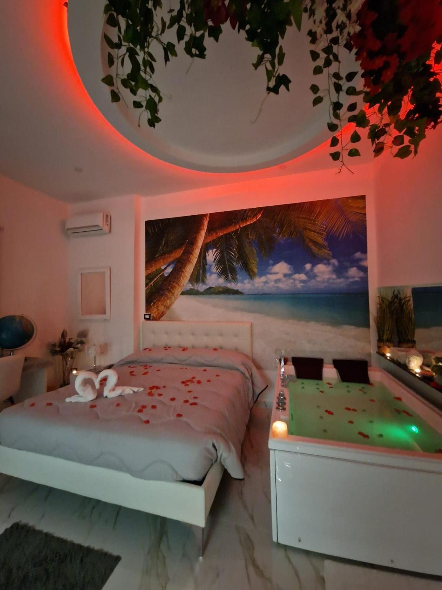 Hotel Caribe Casalnuovo Di Napoli Extérieur photo