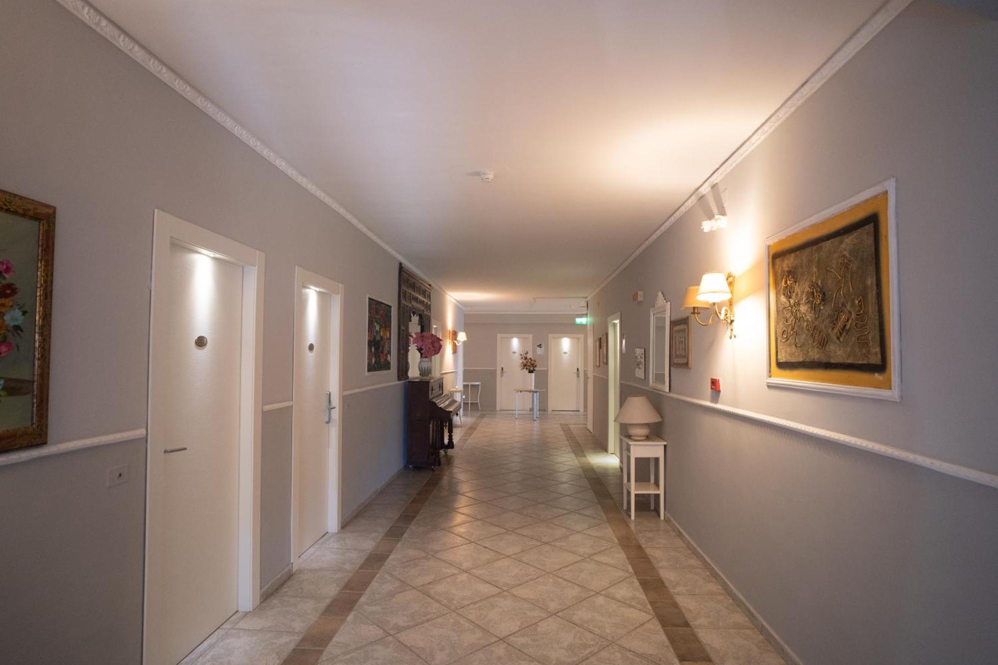 Hotel Caribe Casalnuovo Di Napoli Extérieur photo